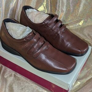 Ecco Brown Leather Women's Shoes  NEW Sz 10
